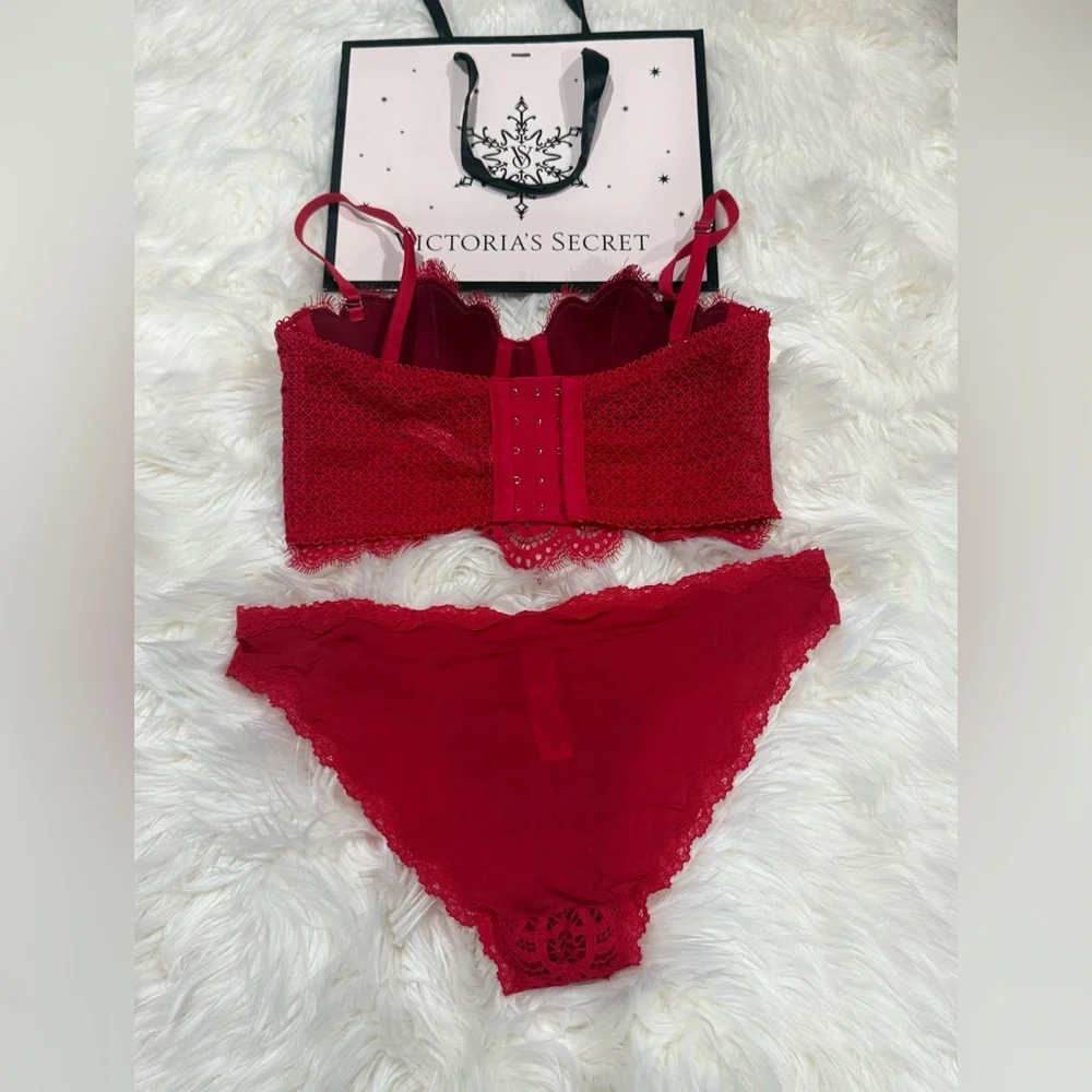 Victoria’s Secret dream angels lace corset bra/ cheekini panty set - Picture 5 of 10